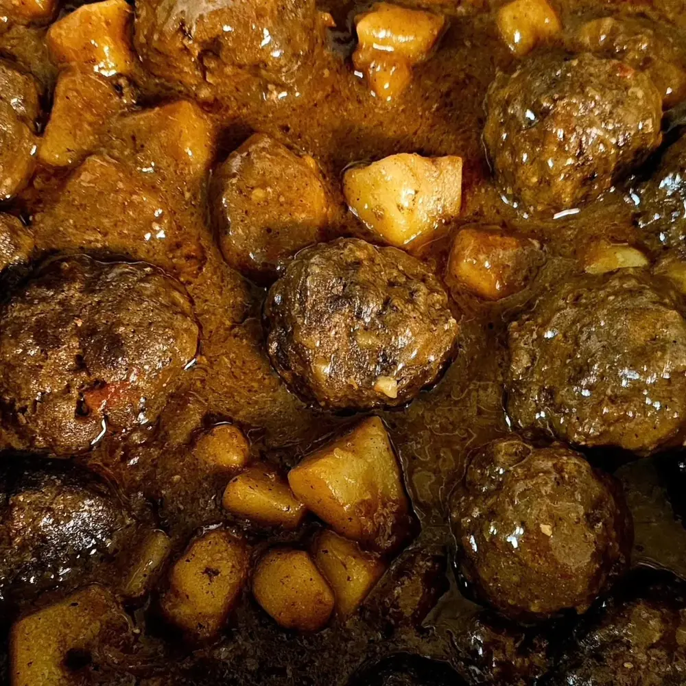 Friday Special - Meatballs and potatoes stew